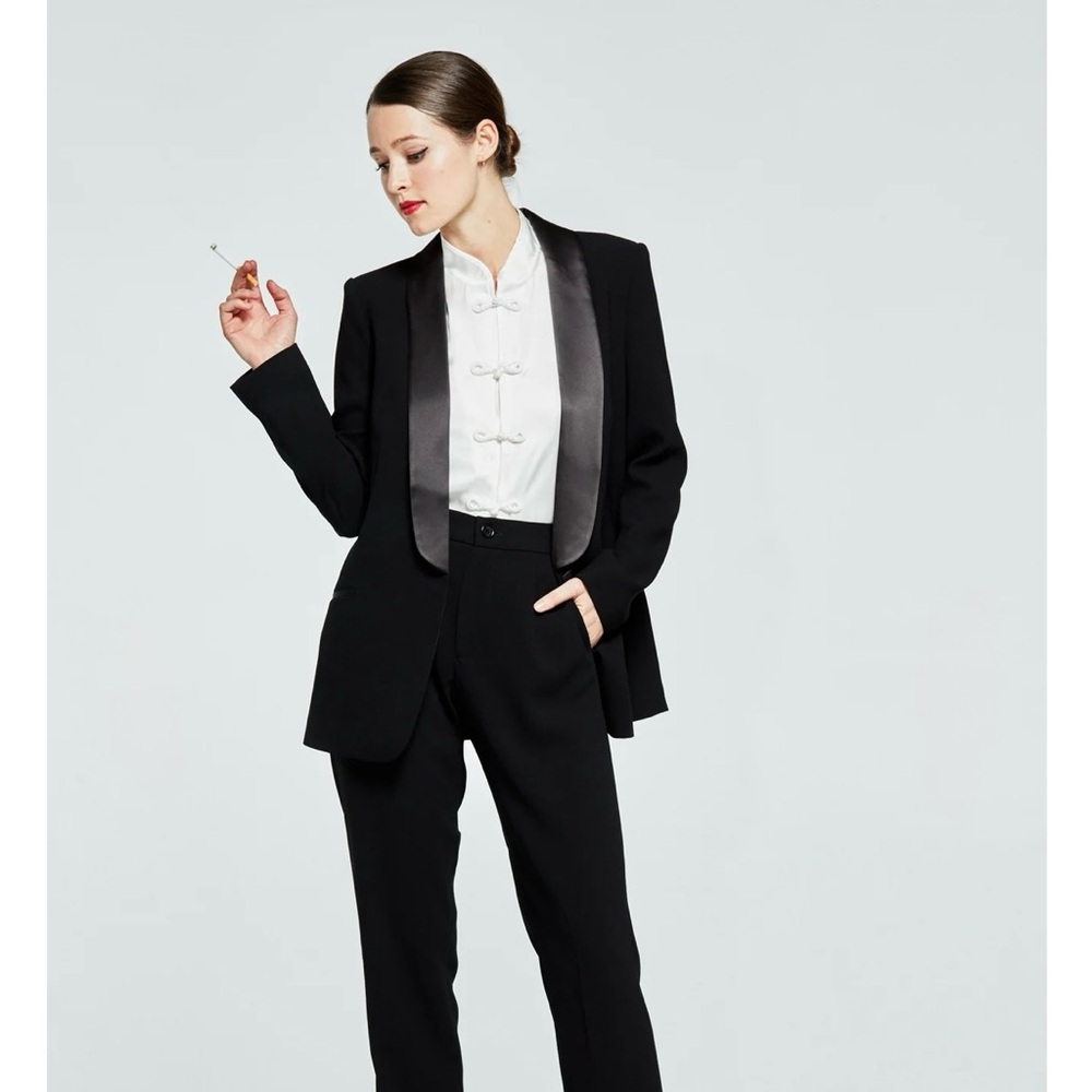L’Ecole Des Femmes Helmut Velvet Smoking Jacket, Size L